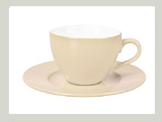 tasse-design-mit-unterteller-beige-hellbraune